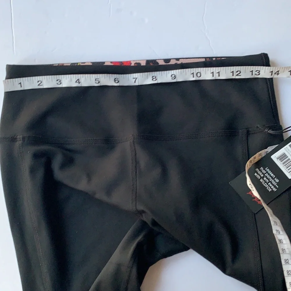 WILDFOX‎  black/natural wild leopard biker shorts